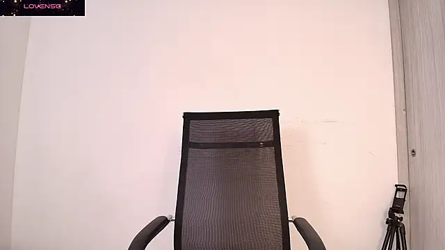 julia sweet 1 online show from December 2025 03:11:01 PM