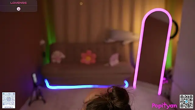 Snapshot of popityan1 chatting on February 2026 09:53:01 AM popityan1 online show from February 2026 09:53:01 AM