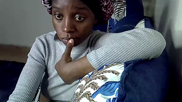 Enkarxx online show from October 2025 08:19:01 PM