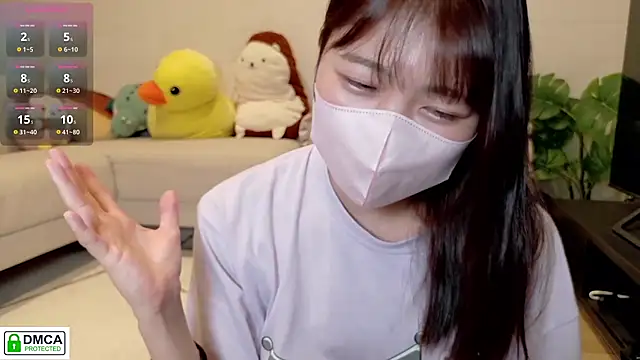 Snapshot of SUZU_ chatting on June 2026 02:06:01 PM SUZU online show from June 2026 02:06:01 PM