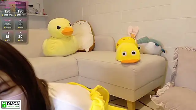 SUZU  online show from April 2026 12:12:02 PM