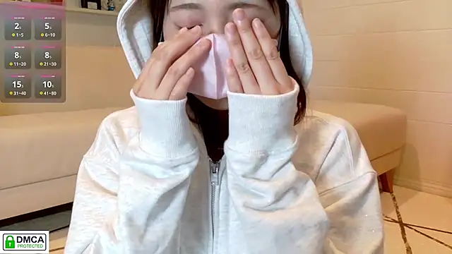 SUZU  online show from October 2025 12:13:02 PM