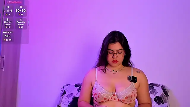 veronica185 online show from April 2026 05:43:02 AM