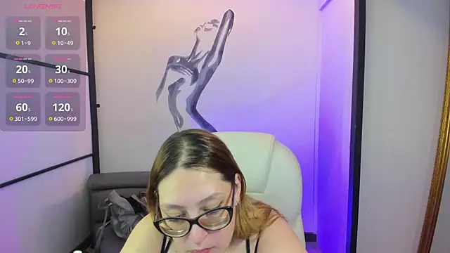 NiickyJones online show from February 2025 07:31:02 AM