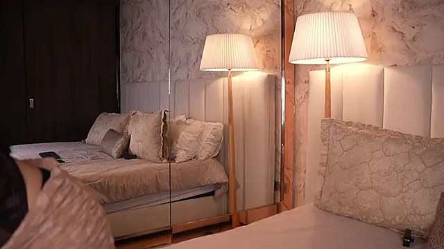 Rosalie vega online show from March 2026 12:33:01 AM