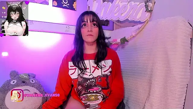 Snapshot of Valeera_Evans8 chatting on December 2024 08:55:02 AM Valeera Evans8 online show from December 2024 08:55:02 AM