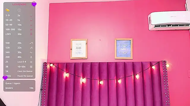 Snapshot of littlee_emilyy_ chatting on February 2025 09:22:01 AM littlee emilyy  online show from February 2025 09:22:01 AM