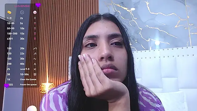 Snapshot of littlee_emilyy_ chatting on January 2025 09:13:01 AM littlee emilyy  online show from January 2025 09:13:01 AM