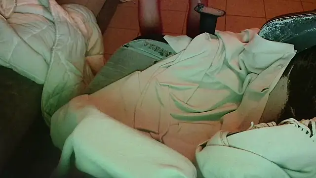 Str8boyy online show from March 2026 01:39:02 AM