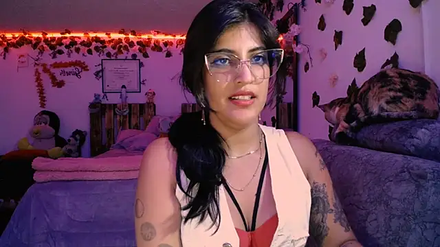 azahar  ziiz online show from February 2025 03:12:01 AM