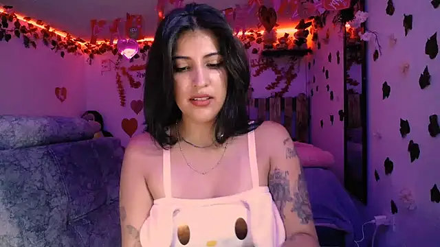 azahar  ziiz online show from February 2025 09:38:01 PM