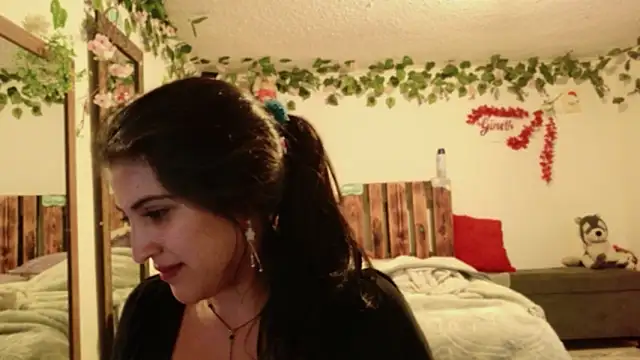 azahar  ziiz online show from November 2025 08:53:01 PM