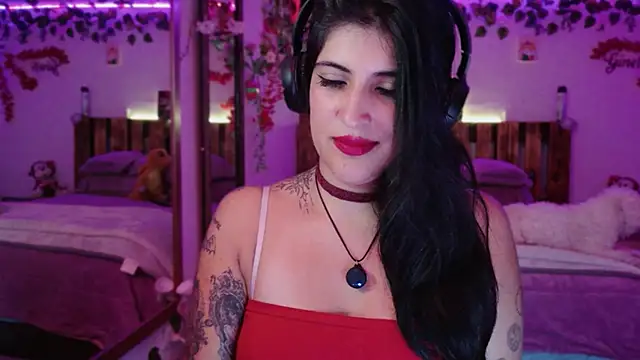 azahar  ziiz online show from January 2026 09:19:01 PM