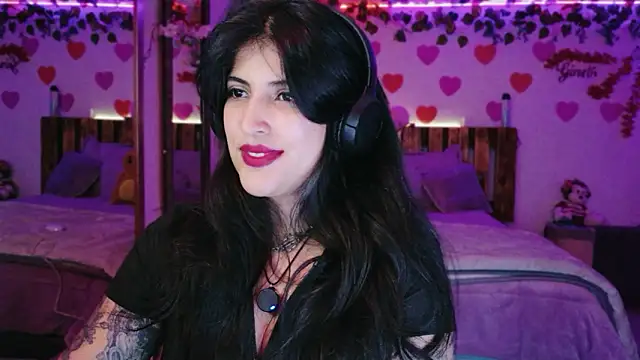 azahar  ziiz online show from March 2026 10:37:02 PM