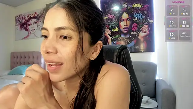 andykiuty online show from March 2026 07:41:01 PM