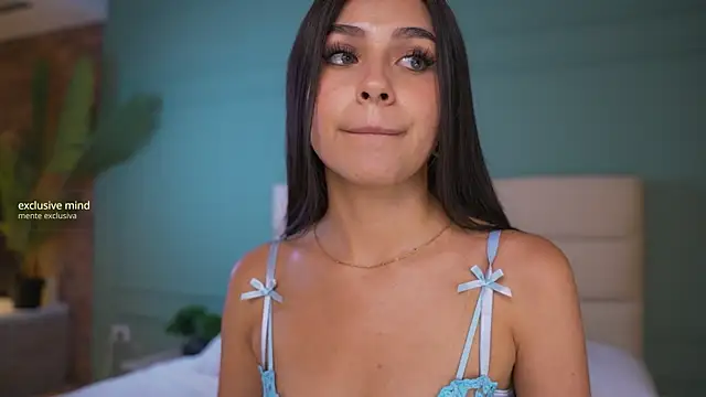 Ashley Jones9 online show from October 2025 08:06:02 PM