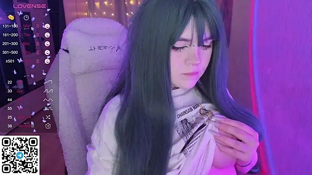 SelenaCute online show from April 2026 05:42:01 AM