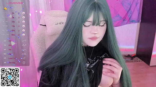 SelenaCute online show from May 2026 06:09:01 AM