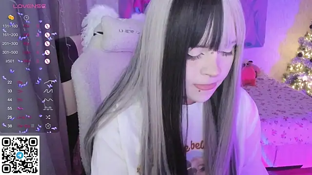 SelenaCute online show from December 2025 07:12:01 AM