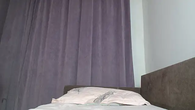 LadyMilfxxx online show from March 2026 05:03:01 PM