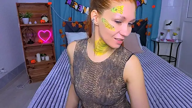 LucieHells online show from October 2025 01:26:02 AM