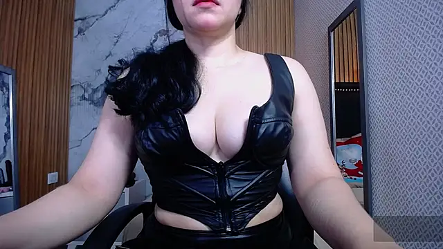 megancero online show from December 2025 12:37:01 PM