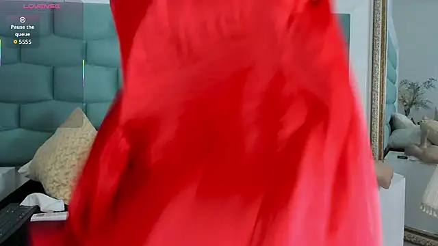 MiaMancini online show from February 2026 11:40:01 AM