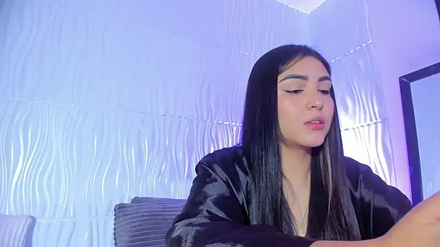 Abby  colins online show from November 2025 03:49:02 PM