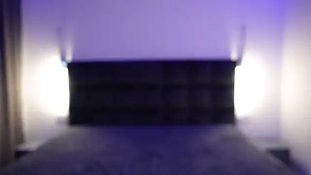 NotElis online show from May 2026 04:05:01 PM
