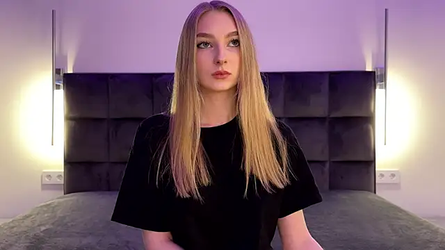 NotElis online show from November 2025 05:12:01 PM