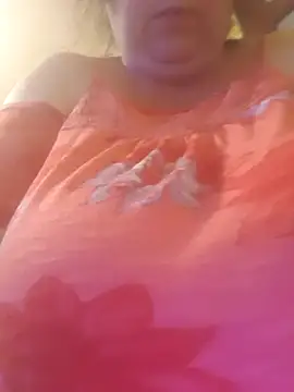 Snapshot of Nataliesbestjuggs chatting on November 2025 07:03:01 PM Nataliesbestjuggs online show from November 2025 07:03:01 PM