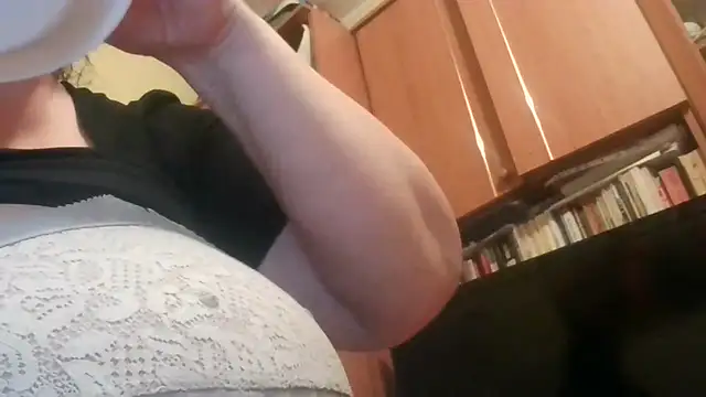 Nataliesbestjuggs online show from May 2026 06:39:02 PM