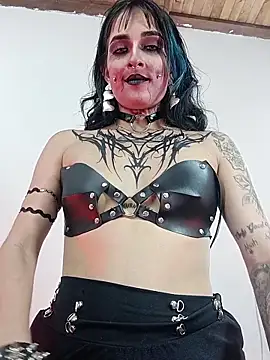 sarah benjjaminn online show from October 2025 02:32:01 AM