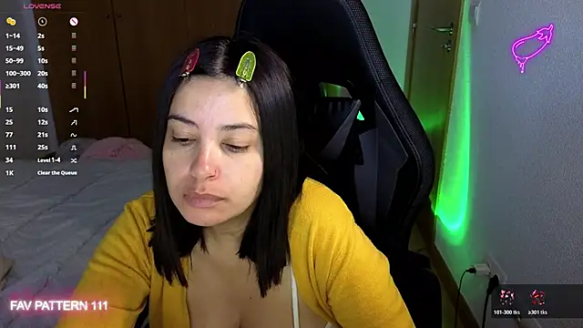 AnnaQueen online show from March 2026 02:31:02 AM