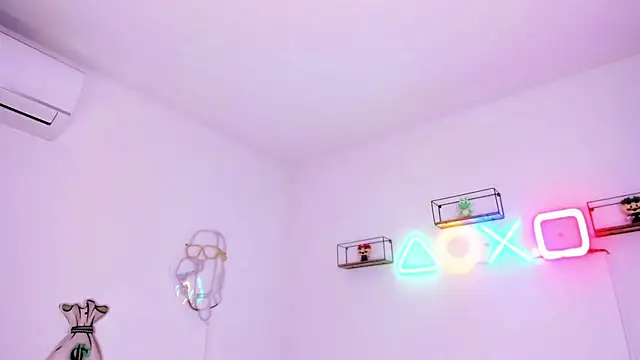 eileen tanihara online show from February 2026 07:52:01 AM