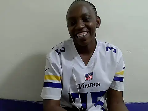 Snapshot of lizbela1 chatting on November 2025 07:07:02 PM lizbela1 online show from November 2025 07:07:02 PM