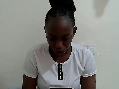 Snapshot of lizbela1 chatting on October 2025 01:21:02 PM lizbela1 online show from October 2025 01:21:02 PM