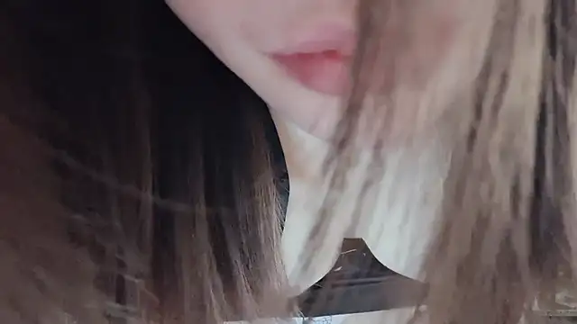 lvy-w online show from March 2025 02:04:01 PM