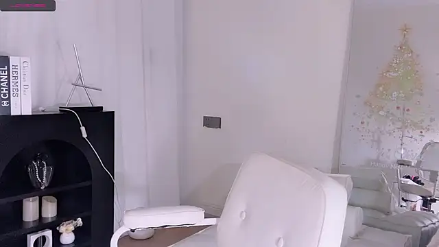 lvy-w online show from December 2025 12:08:01 PM