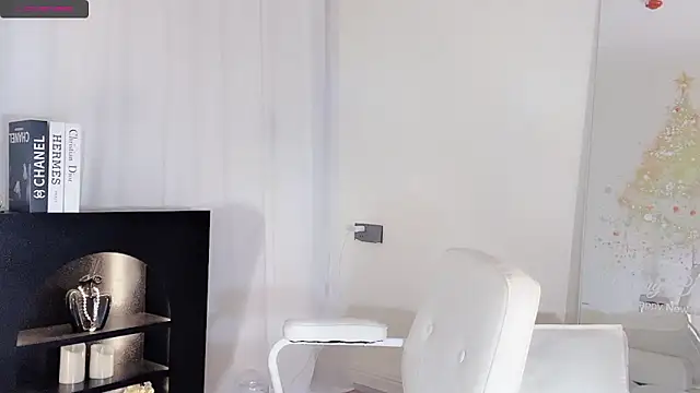 lvy-w online show from December 2025 12:20:02 PM