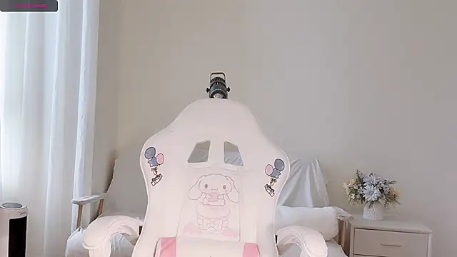 lvy-w online show from February 2026 04:55:02 AM