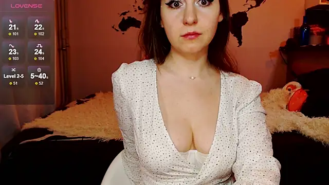 missgenevaonceagain  online show from February 2025 11:04:02 PM