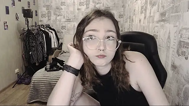 AmeliaKamishiro online show from December 2024 01:58:01 PM