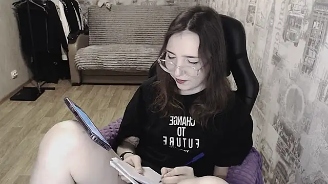 AmeliaKamishiro online show from February 2025 11:01:02 PM