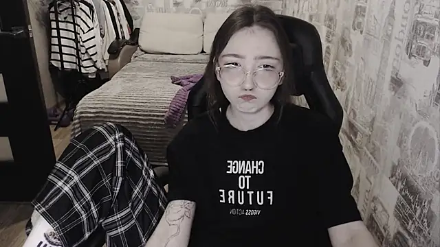 AmeliaKamishiro online show from December 2024 11:23:02 AM