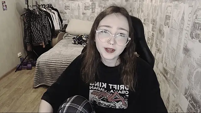 AmeliaKamishiro online show from December 2024 01:49:02 PM