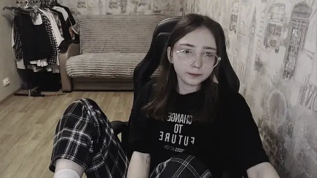 AmeliaKamishiro online show from January 2025 02:50:01 AM