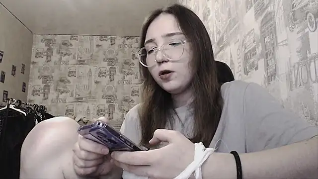 AmeliaKamishiro online show from February 2025 04:52:01 PM