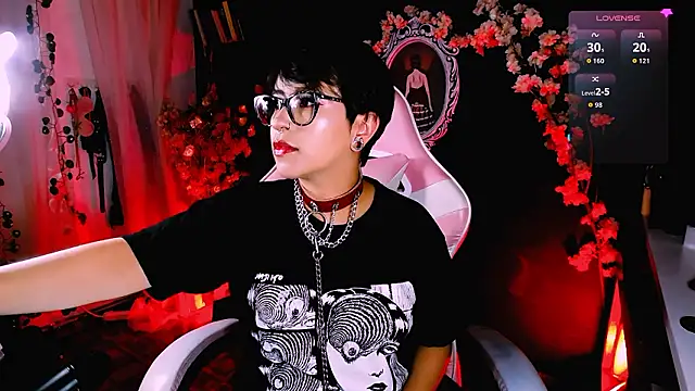 Snapshot of kitty_roxy chatting on March 2026 03:38:02 PM kitty roxy online show from March 2026 03:38:02 PM