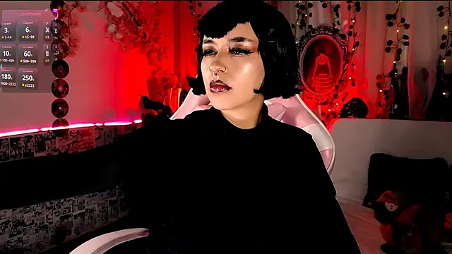 kitty roxy online show from October 2025 05:09:02 AM